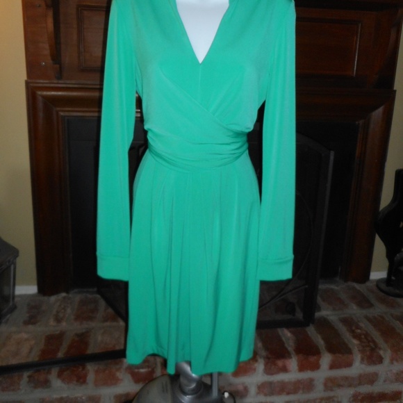 Vince Camuto mint green faux wrap long sleeve dress, 6 - Picture 6 of 12